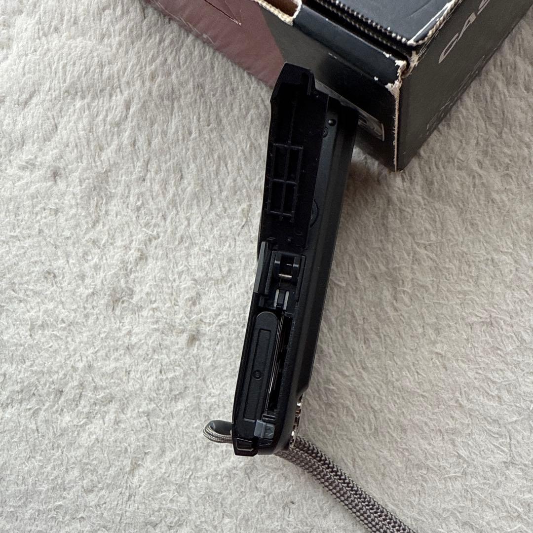 CASIO カシオ EXILIM EX-Z2 12.1MP デジタルカメラ