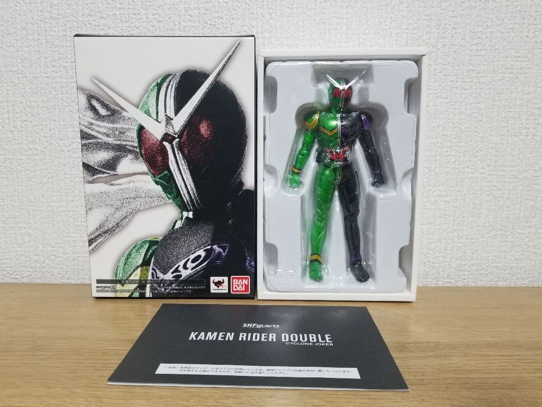 仮面ライダーW　真骨彫　サイクロンジョーカー