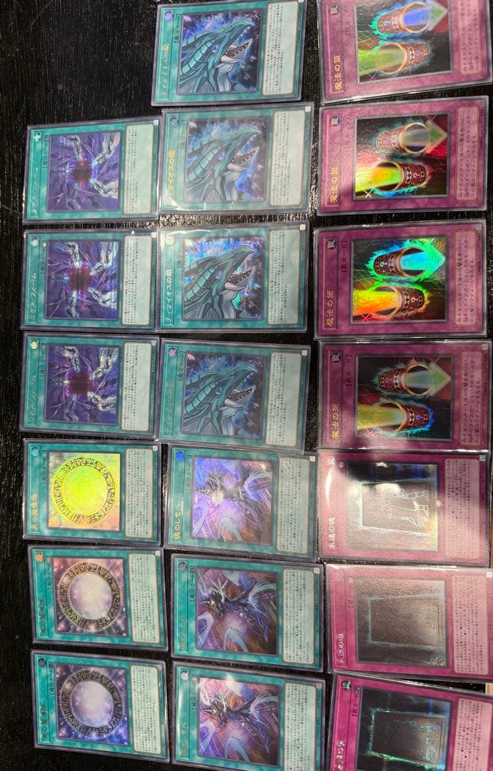 遊戯王　ブラックマジシャン　光の黄金櫃　引退品　まとめ売り