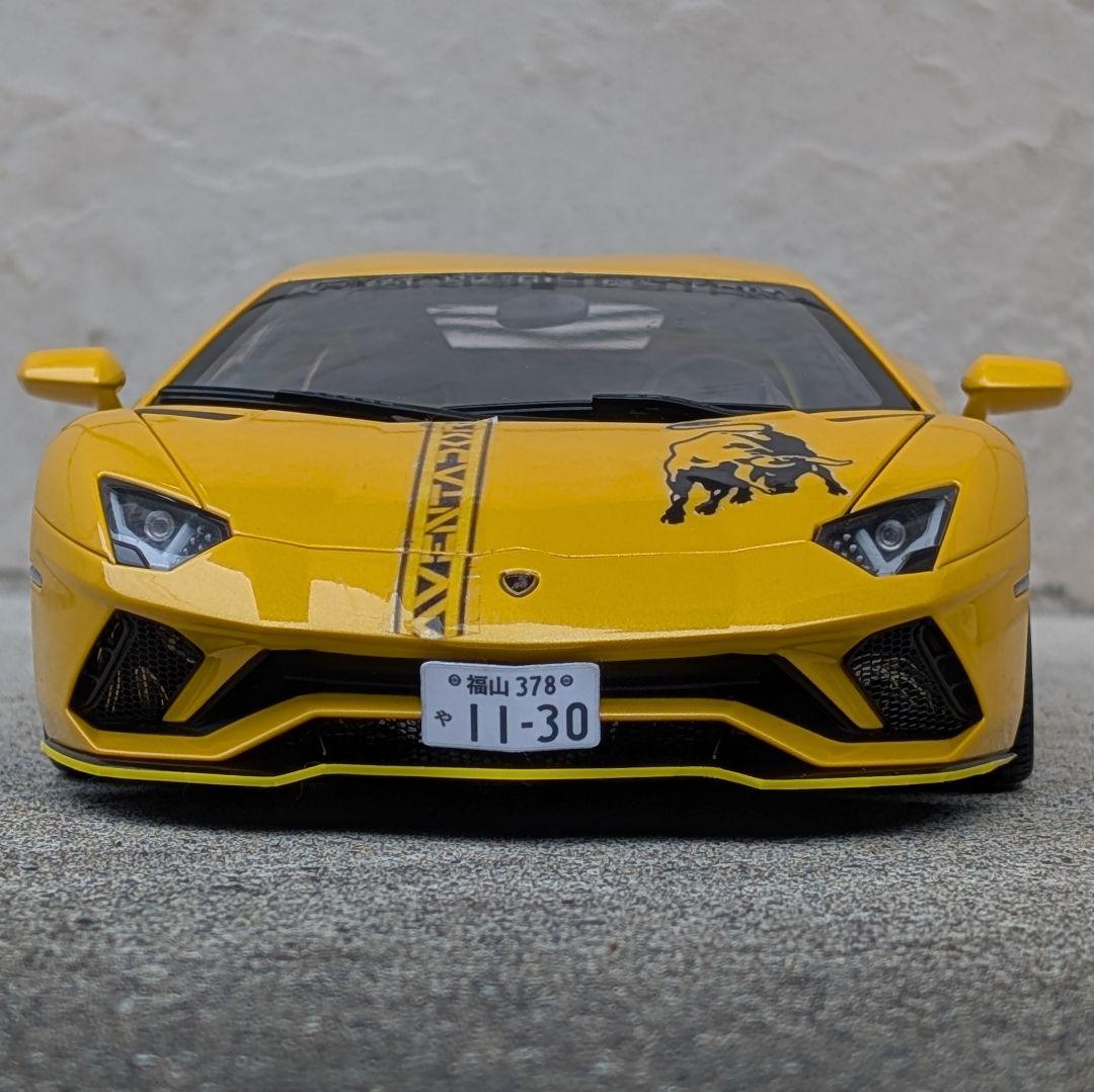 【ストロボ入り】1/18 ランボルギーニ アヴェンタドール LP740-4 S