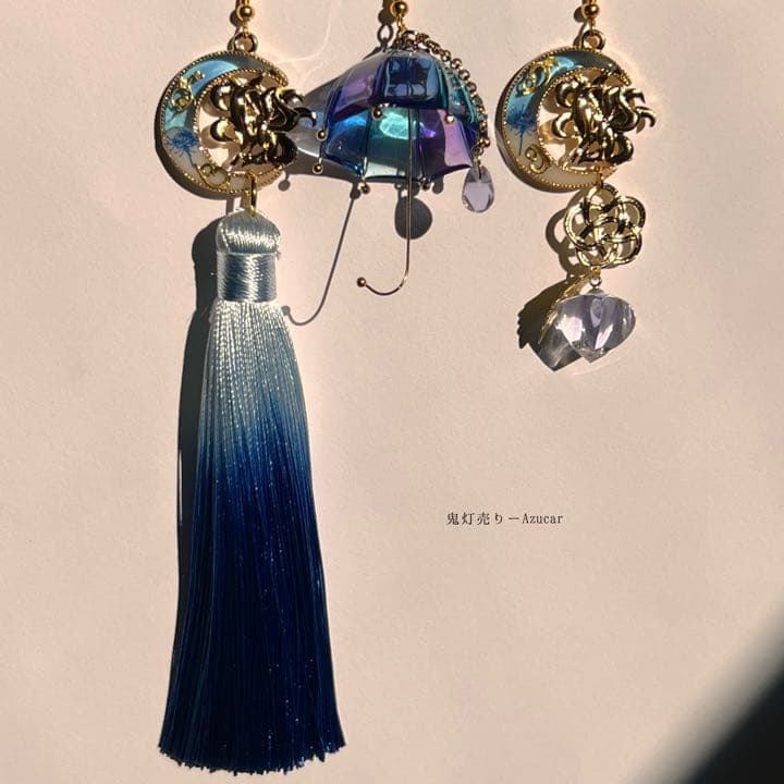 狐の嫁入り　鬼灯と九尾狐と傘の和風ピアス イヤリング(3点セット)