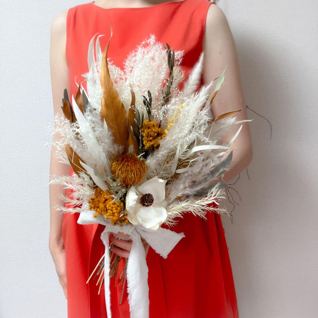 ホワイトキャメル ドライフラワー　ナチュラル 韓国　前撮り ウェディングブーケ