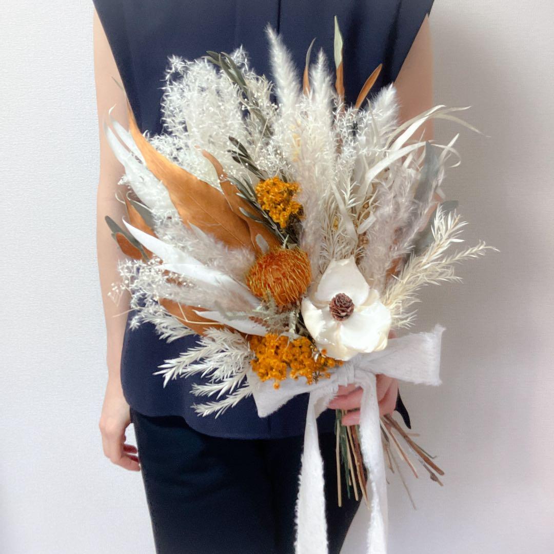 ホワイトキャメル ドライフラワー　ナチュラル 韓国　前撮り ウェディングブーケ