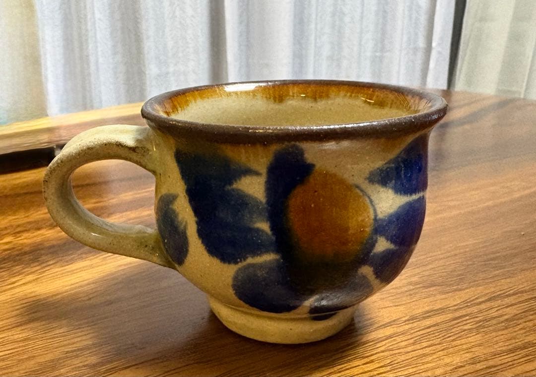 やちむん　小壺　爪楊枝入れ　花瓶　４個セット　湯呑み　皿　カップ合計10点