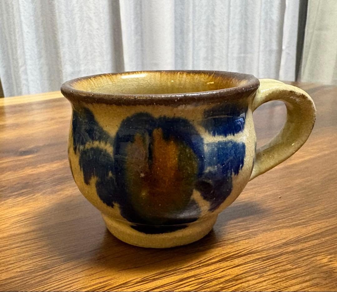 やちむん　小壺　爪楊枝入れ　花瓶　４個セット　湯呑み　皿　カップ合計10点