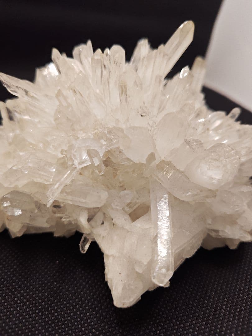 【訳あり】天然石　インド　ヒマラヤ　クル渓谷産　水晶　クラスター　606g