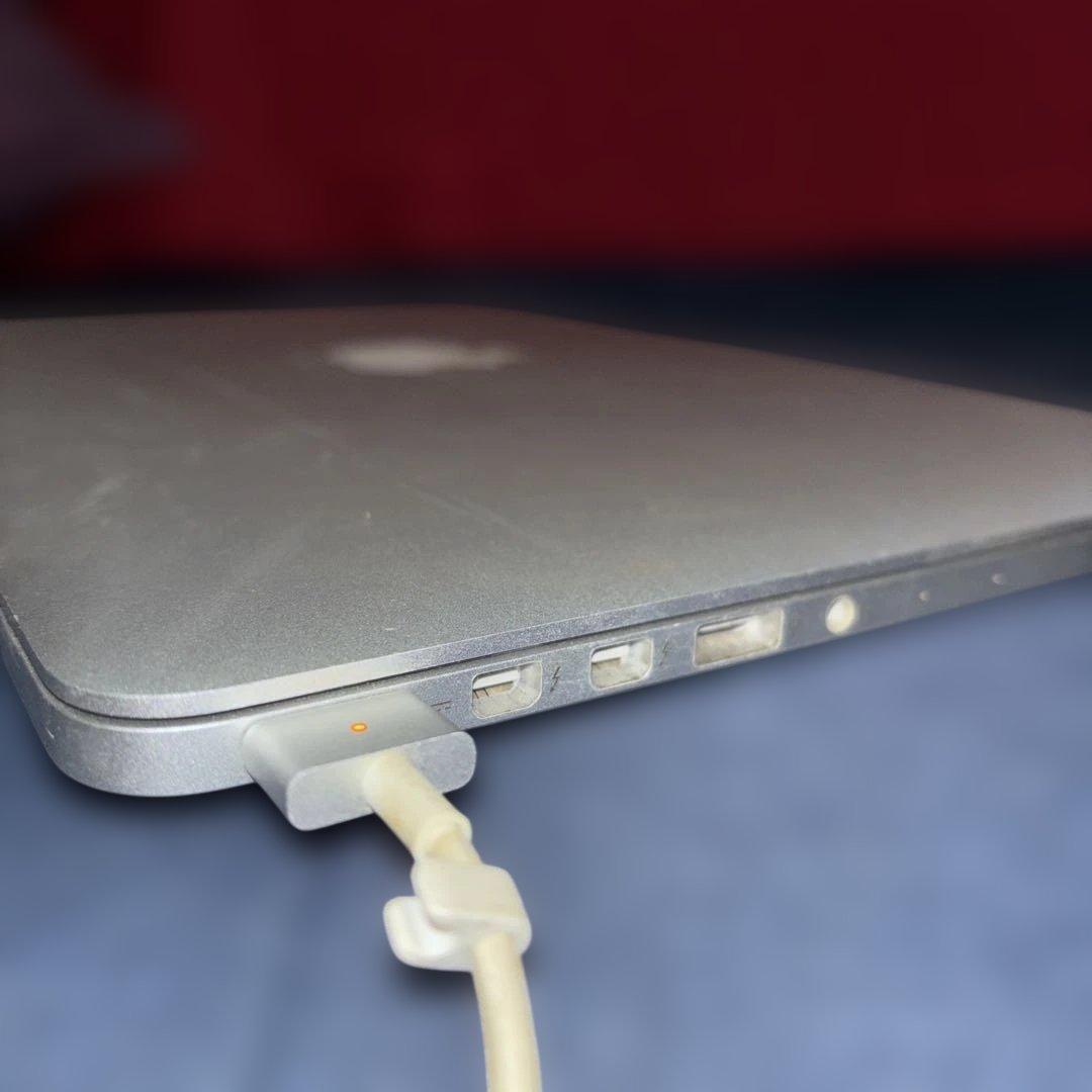 MacBook本体 MacBook Pro (Retina13-inch, Early 2015)