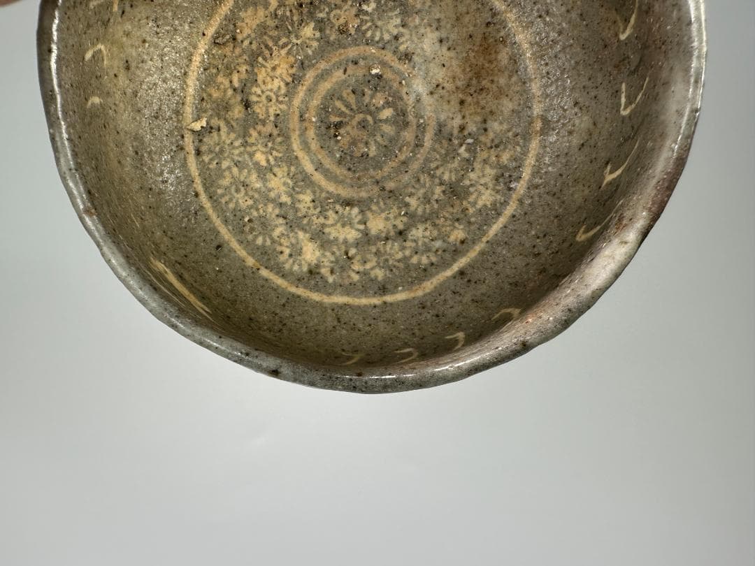 UM12U 朝鮮古美術　李朝時代茶道具　三島象嵌盃　茶碗　時代物古物　韓国美術
