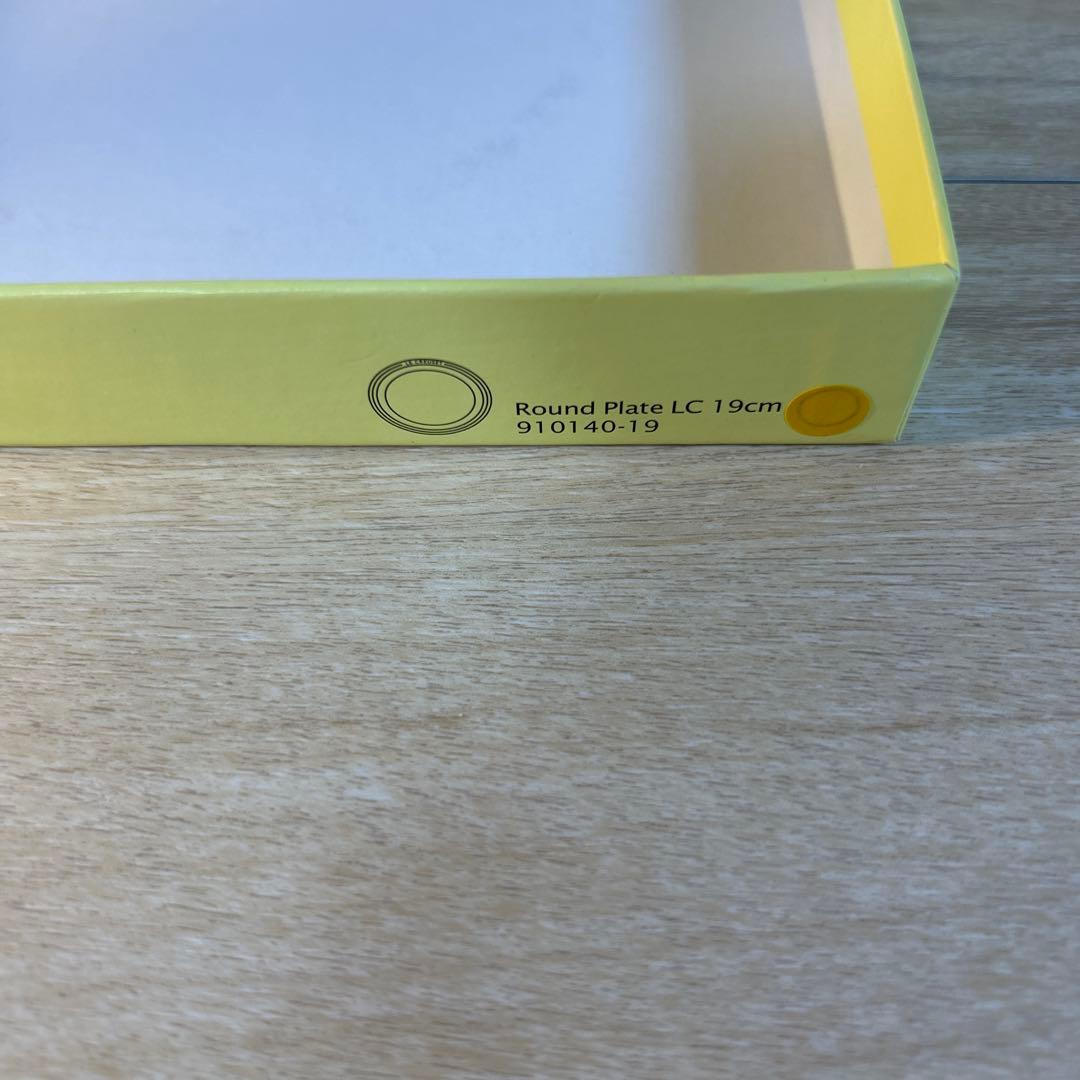 ルクルーゼ　ラウンドプレート　ネオラウンドプレート　ミッフィー　プレート　皿