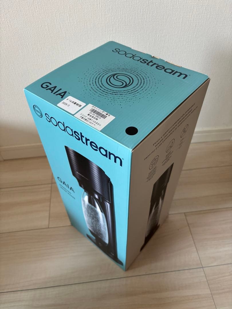 【新品未使用】sodastream GAIA 炭酸水メーカー プレゼント付き