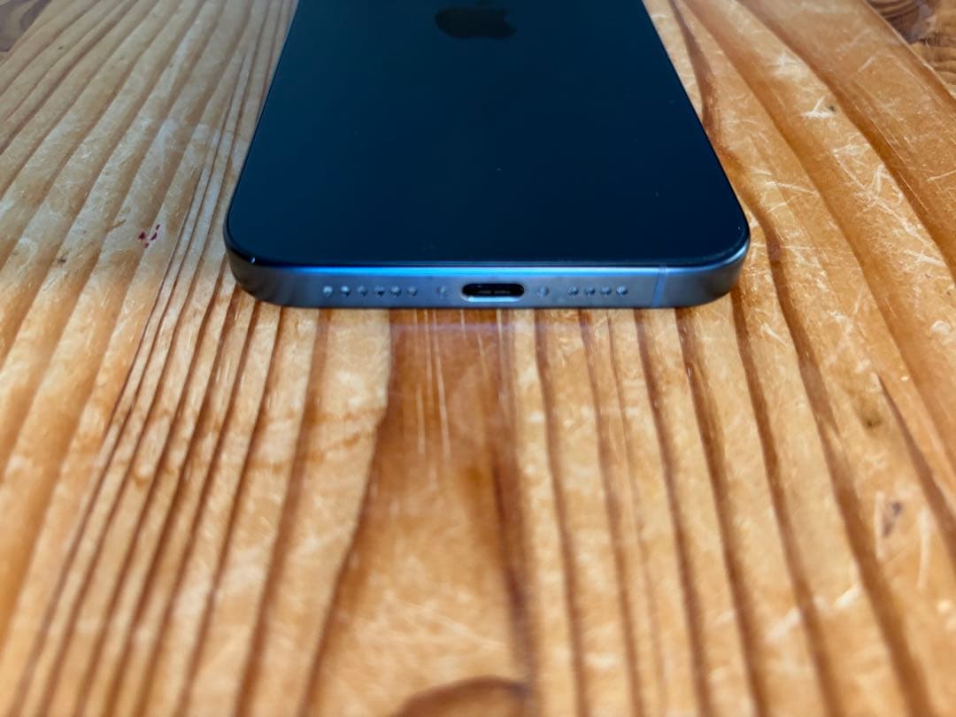 iPhone 15 Pro Max ブルーチタニウム 512GB