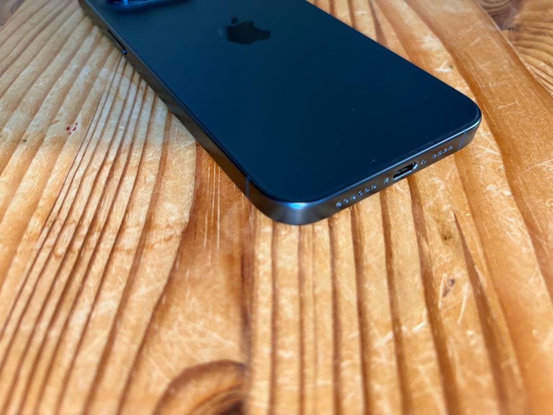 iPhone 15 Pro Max ブルーチタニウム 512GB