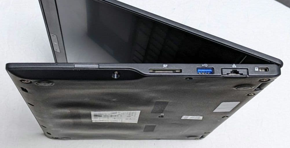 [ジャンク] LIFEBOOK U939/CX (八世i5/ 8G/スト無)B
