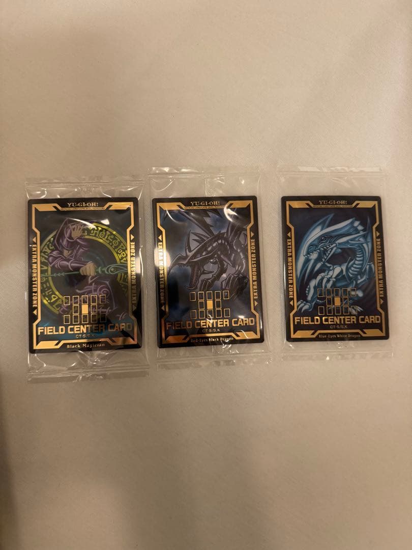 遊戯王　ストレージボックス　3個 青眼の白龍　真紅眼の黒竜　ブラックマジシャン