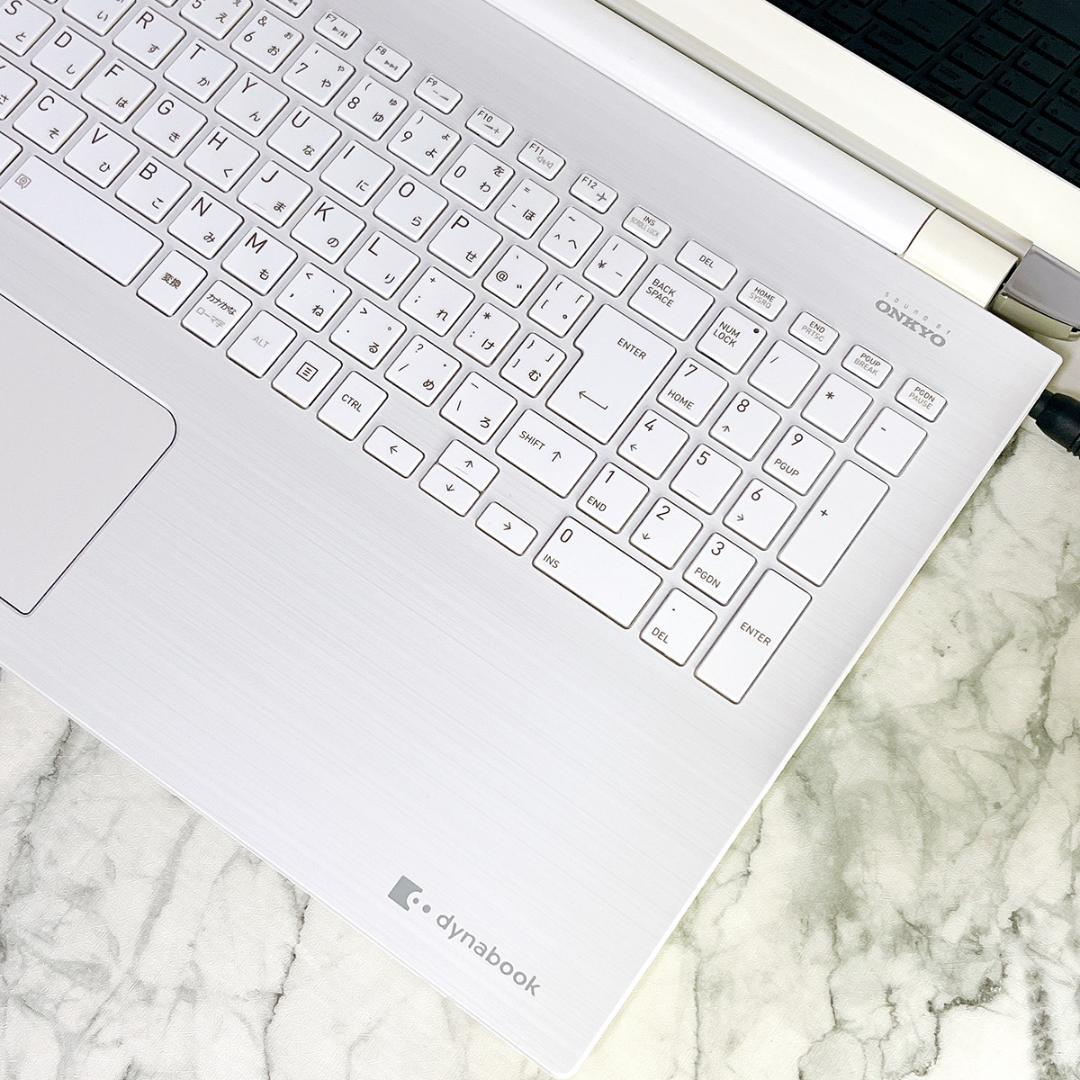 Windows11✨新品爆速SSD✨お洒落薄型ノートパソコン白✨カメラ・オフィス