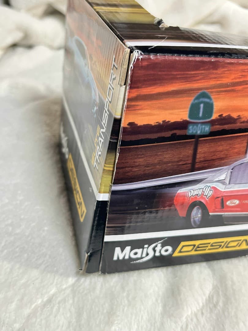 ミニカー 1/24 Maisto GT-R R34 & Datsun 620