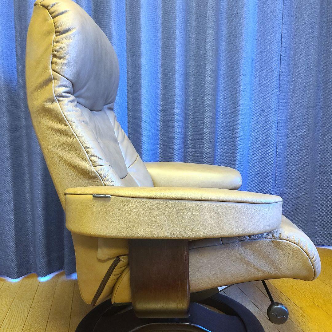 【極美品】シモンズ　イエリアーダ オットマン リクライニングチェア 牛革 ソファ