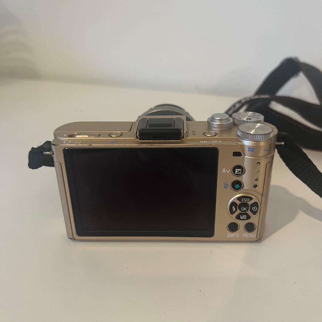 PENTAX Q ミラーレス一眼 レンズ付き 中古 美品 ペンタックス 最終値