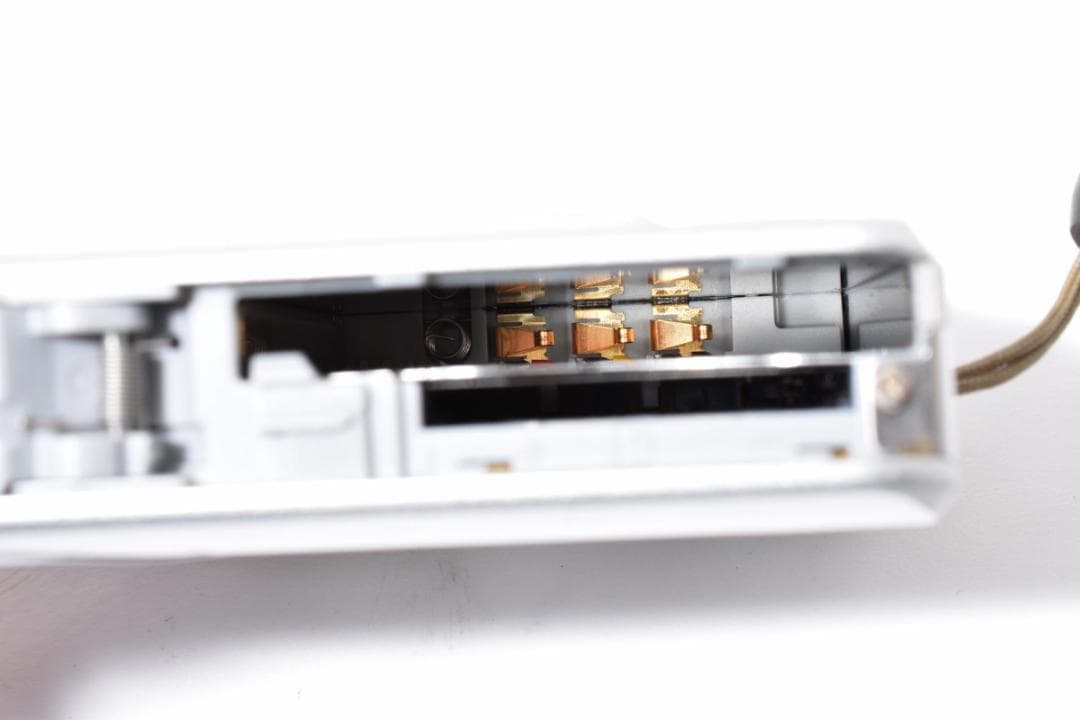 カシオ　CASIO EXILIM EX-Z80 シルバー ＃A389