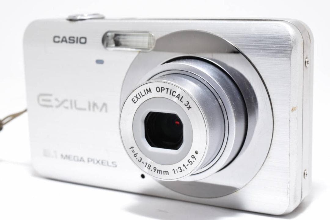 カシオ　CASIO EXILIM EX-Z80 シルバー ＃A389