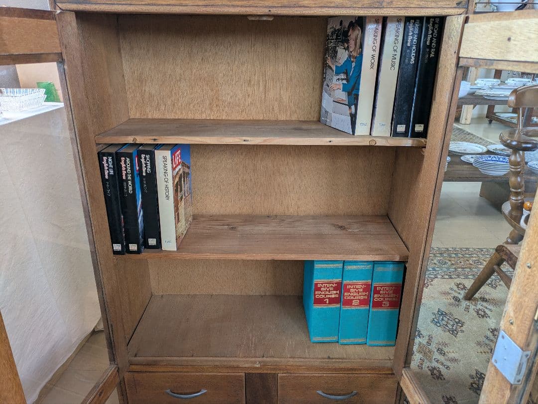 レトロ 木製ガラスキャビネット 本棚 飾り棚 引き出し付