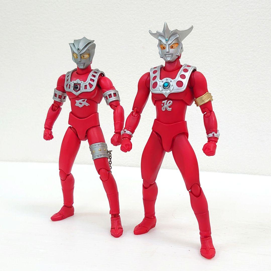 ウルトラアクト　ウルトラマンレオ　アストラ　フィギュア