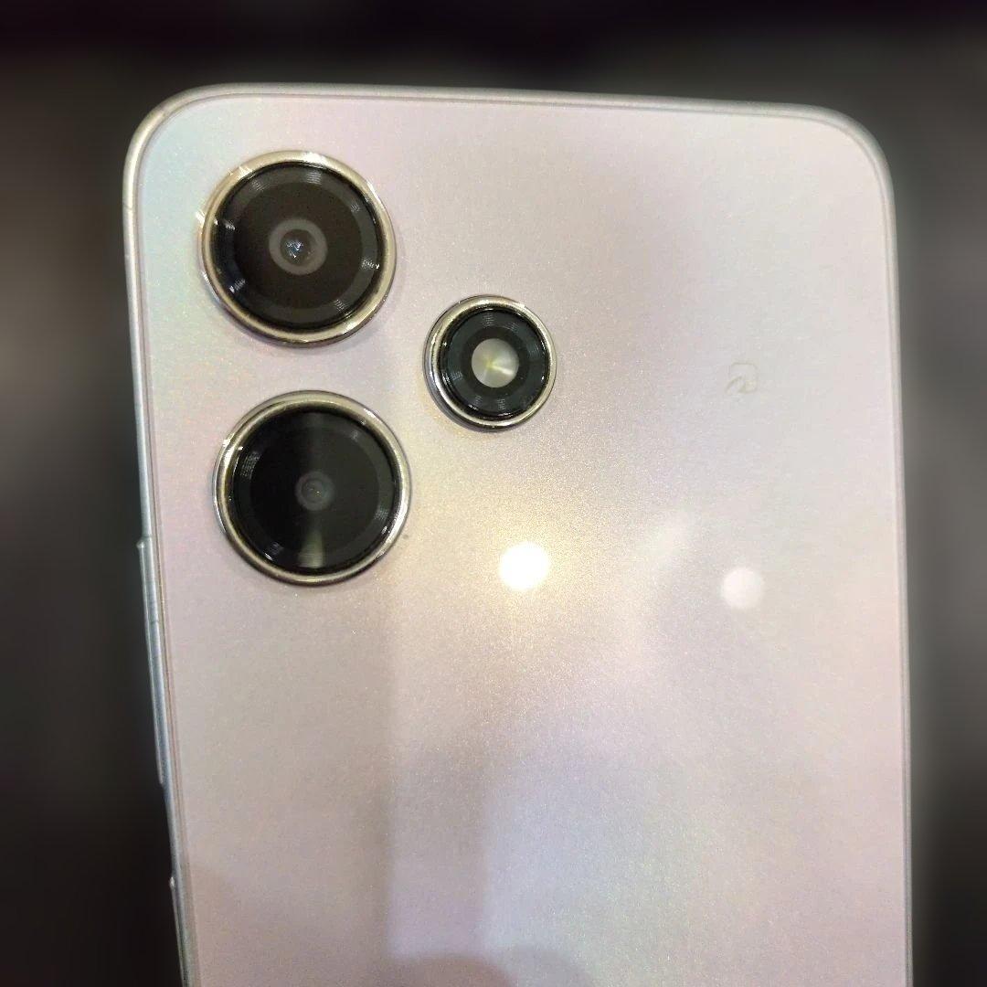 Xiaomi Redmi 12 Pro 本体