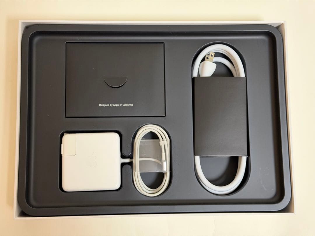 【箱付美品】MacBook Pro Retina 13型 Mid 2014