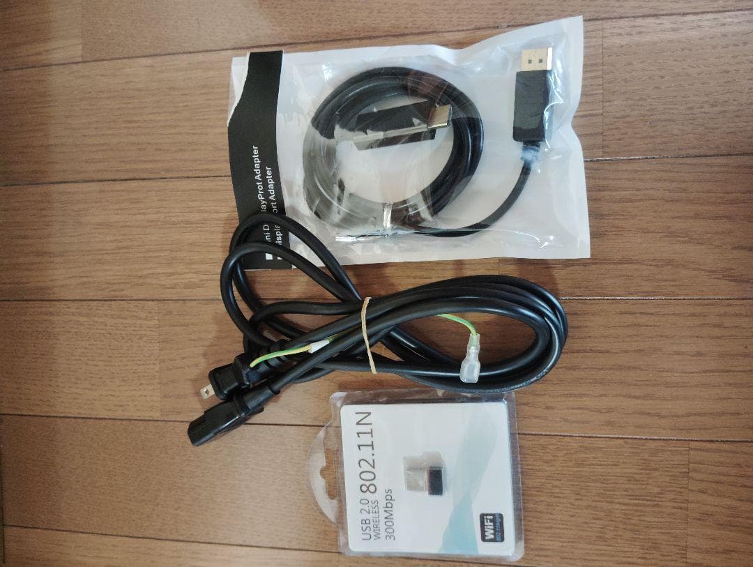 富士通　ESPRIMO /16GB/SSD＋HDD/DP→HDMI変換Wifi②