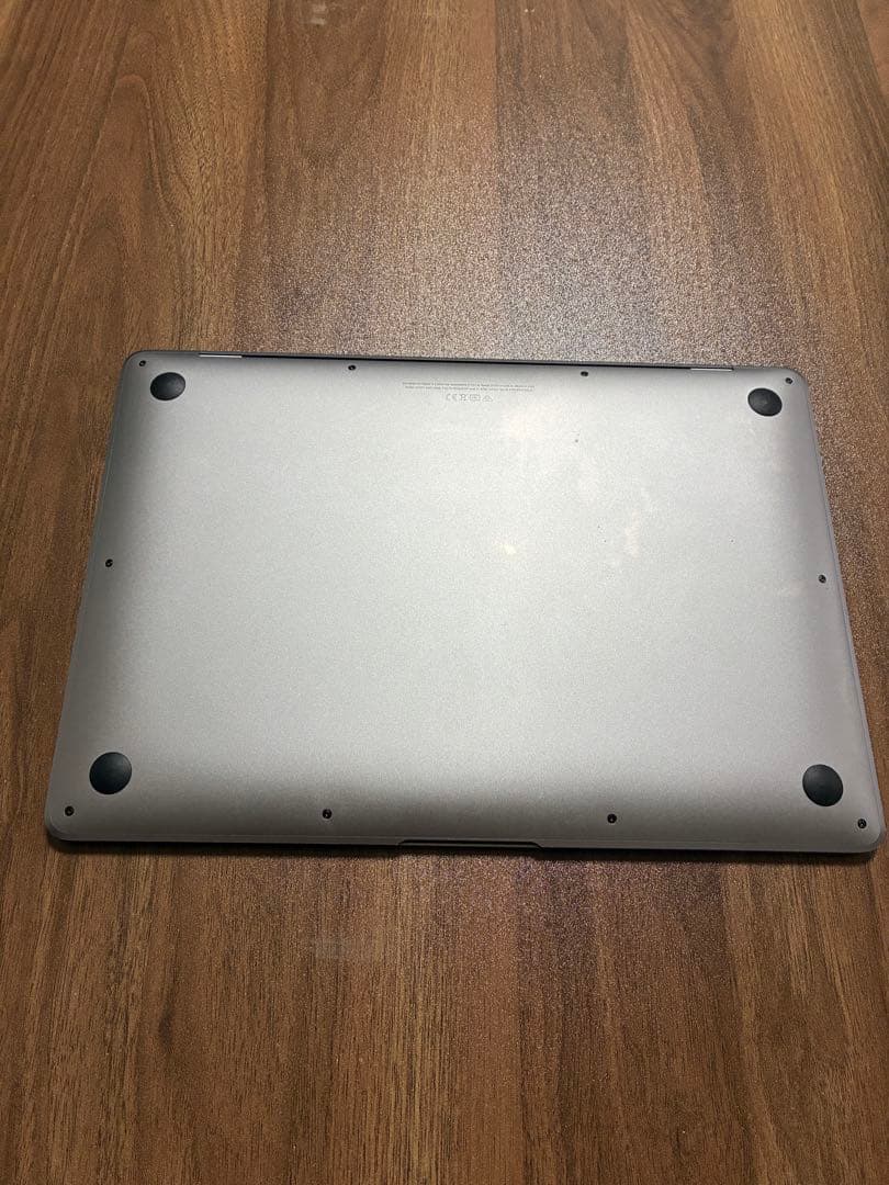 MacBook Air M1 2020 / 8GB / 512GB / 動作良好