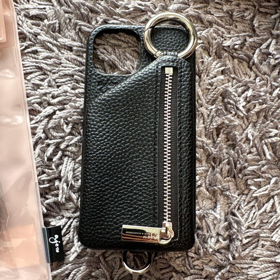 ajew iPhone 15用 ブラックレザーケース