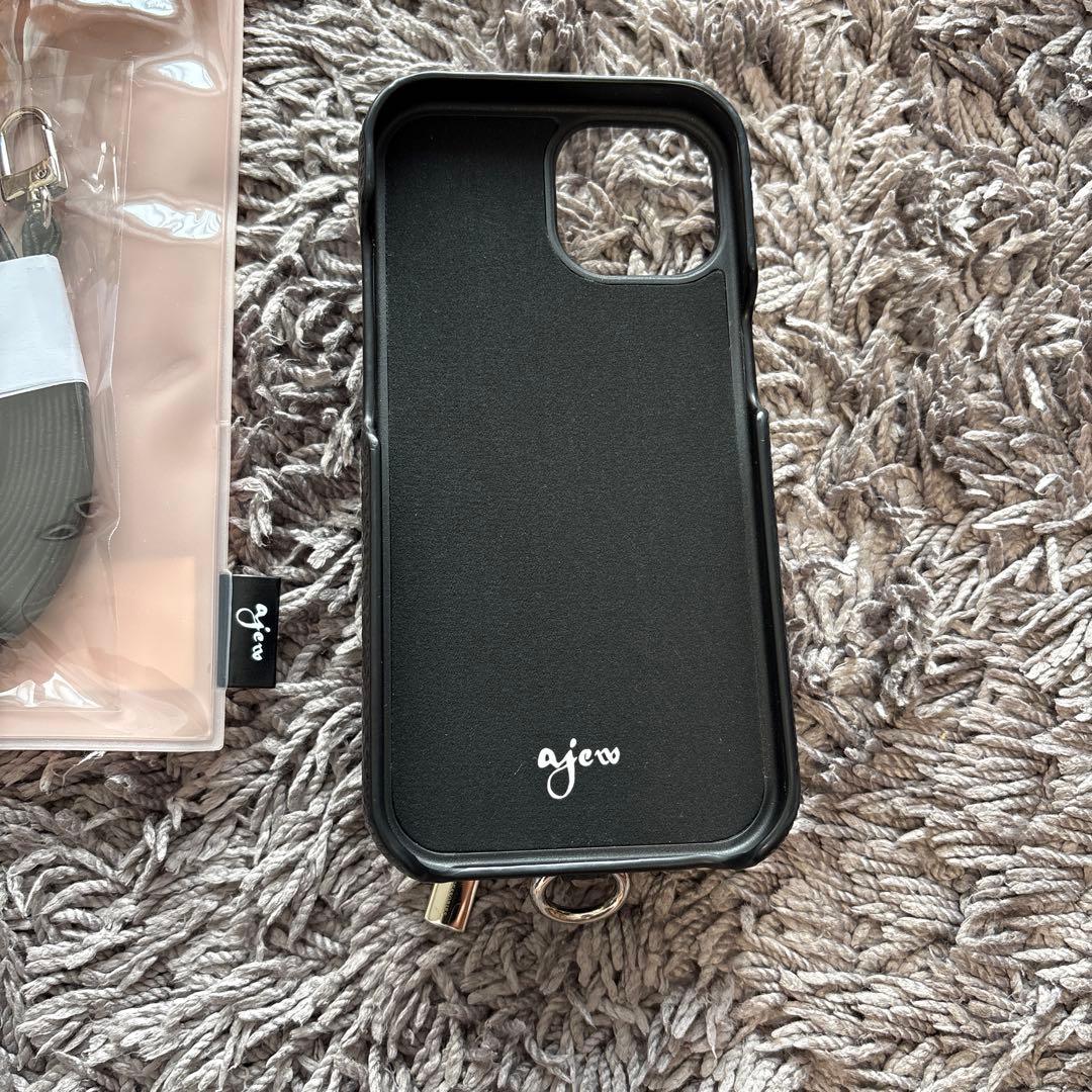 ajew iPhone 15用 ブラックレザーケース