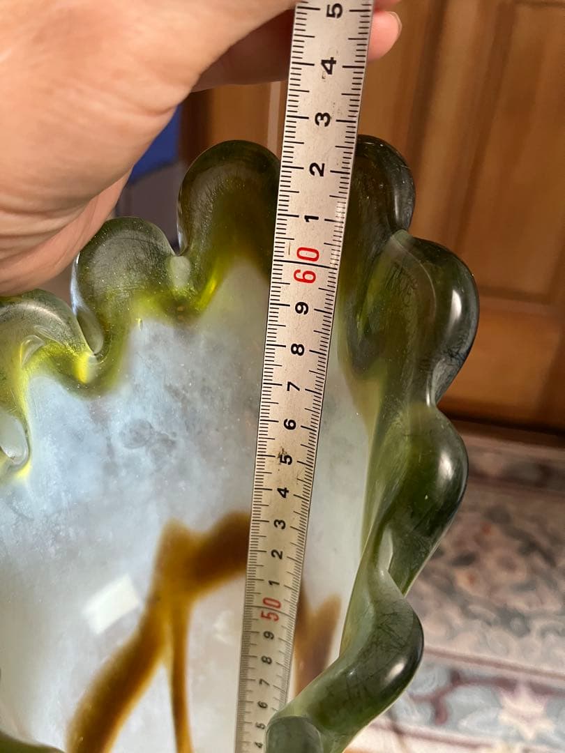 ガラス花瓶　ヴィンテージ 背の高い花瓶