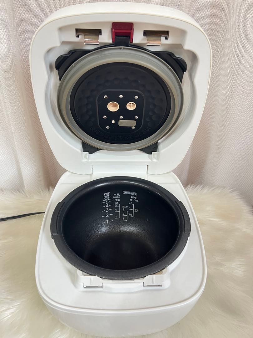 TIGER 炊飯器 JPB-Hホワイトうまく動作しています