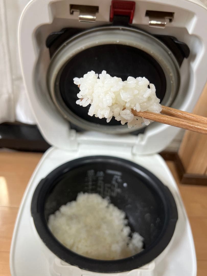 TIGER 炊飯器 JPB-Hホワイトうまく動作しています