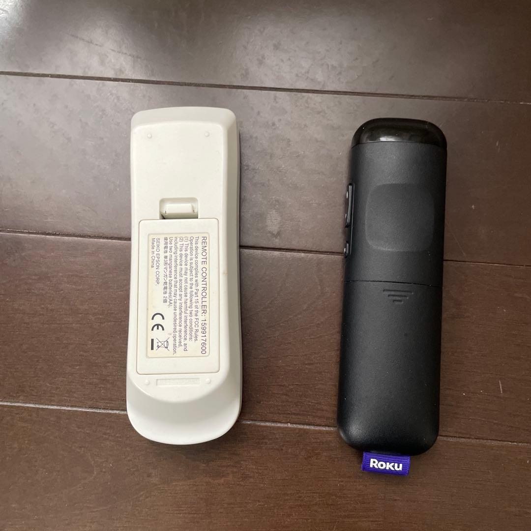 EPSON プロジェクター (Powerlite 98H)付属品• Roku付き