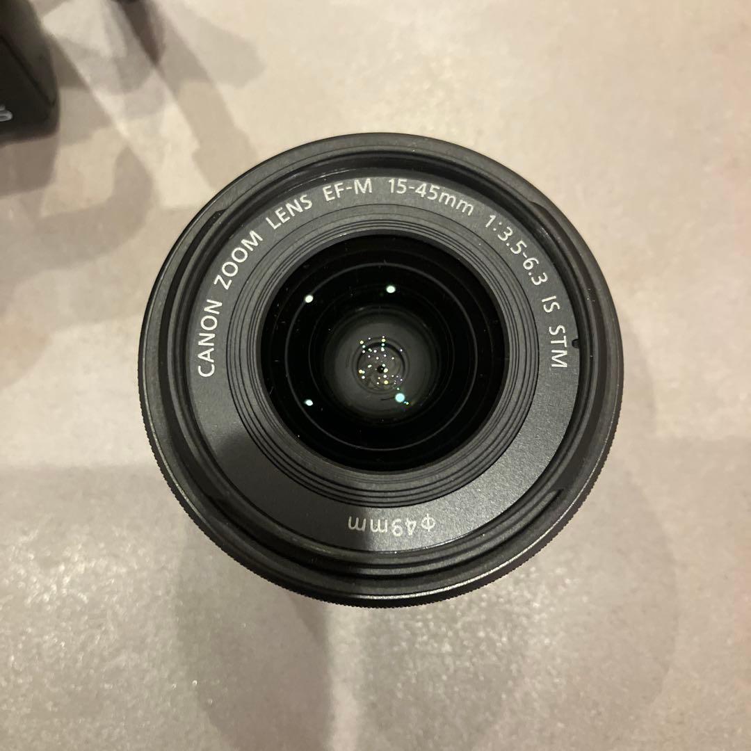 Canon EOS M200 ミラーレス一眼