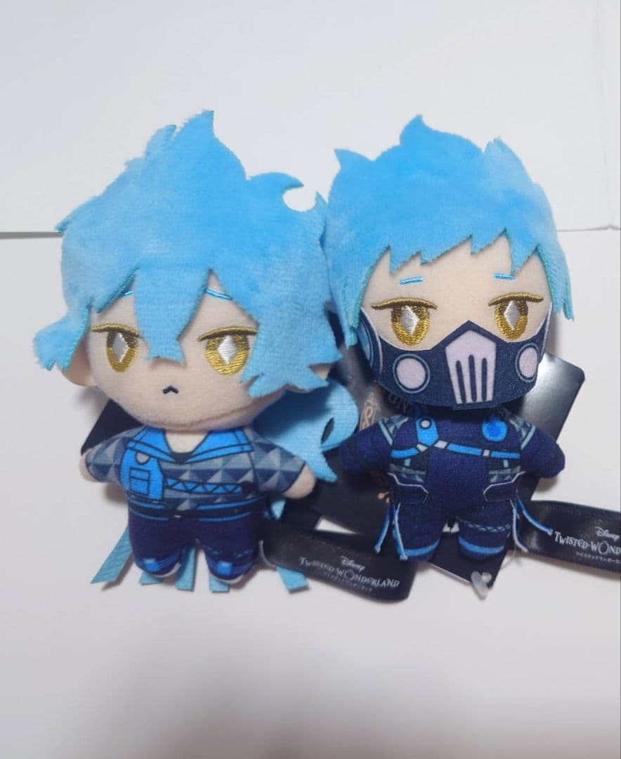 ディズニーツイステッドワンダーランド寮服マスコット　全22種セット　そろ消します