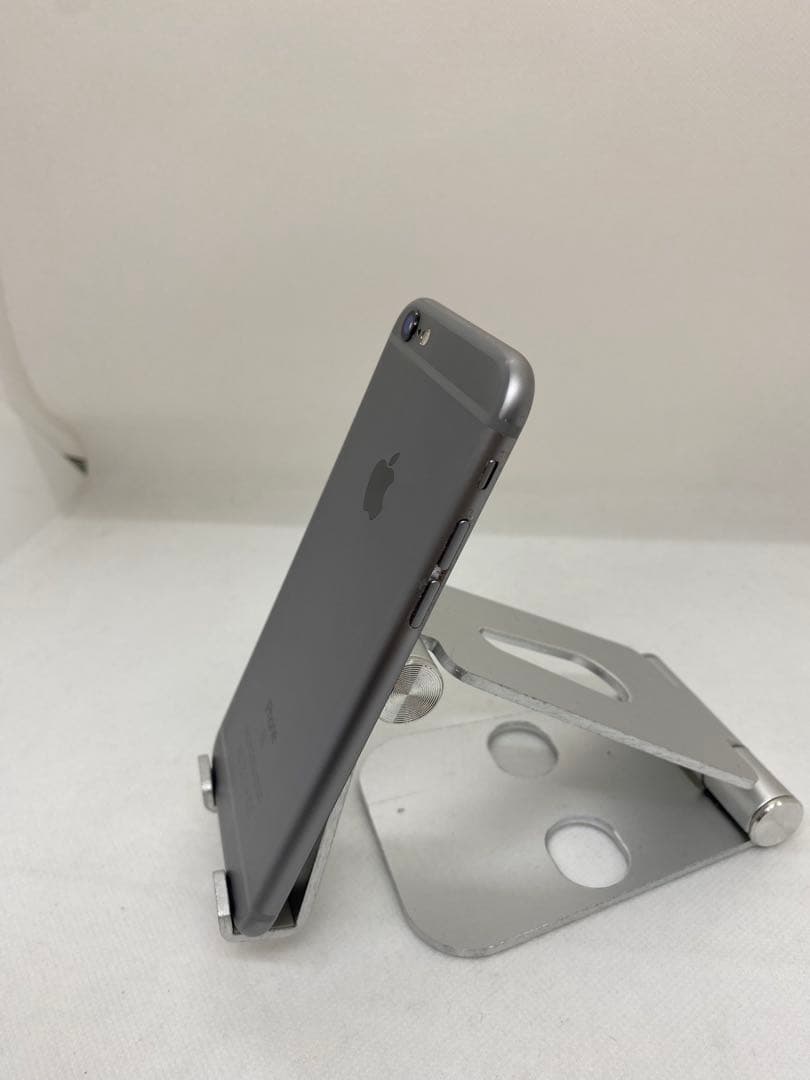 Iphone 6s 64GB Sim フリー　22190