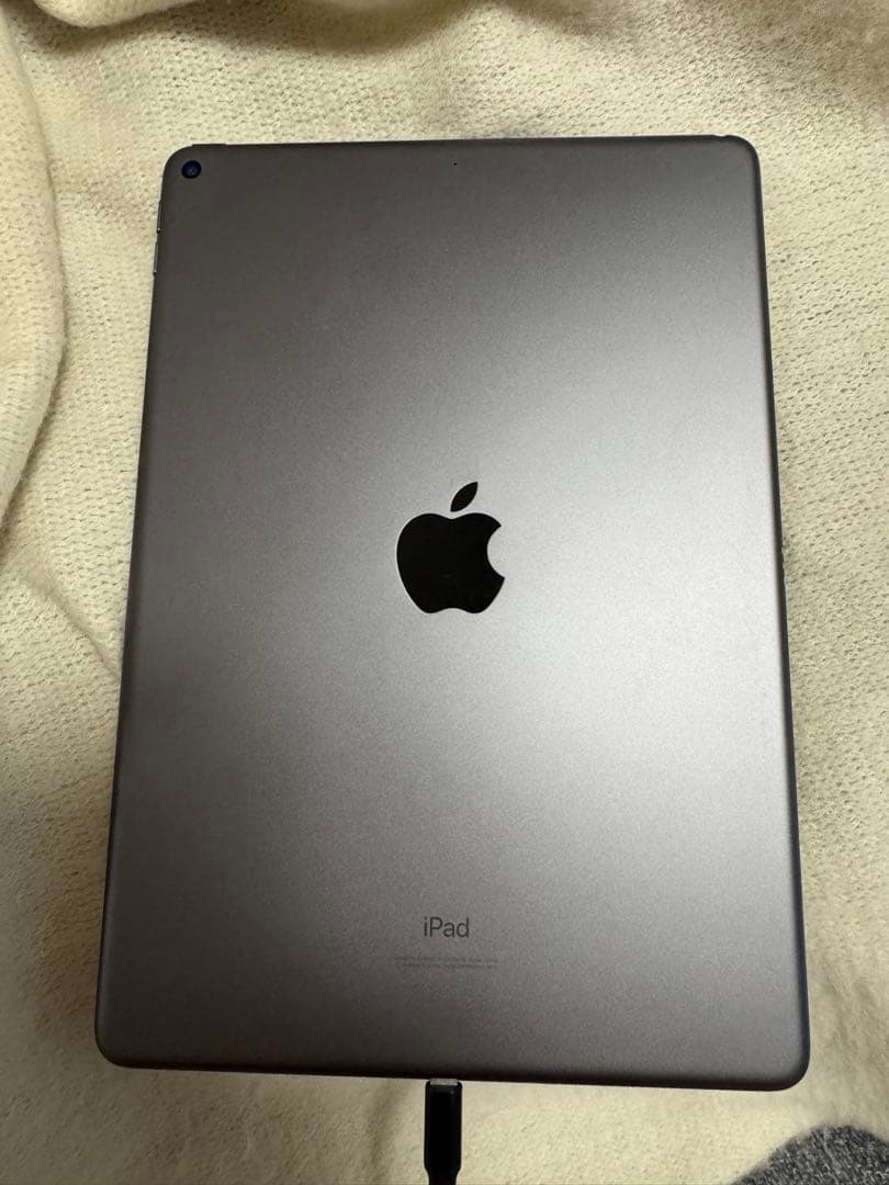 【完動品】iPad Air 第3世代　64GB Wi-Fiモデル スペースグレイ