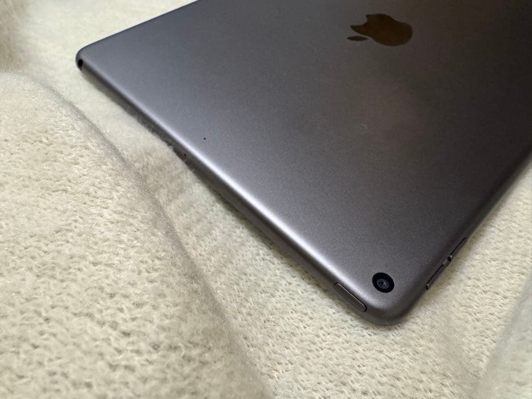 【完動品】iPad Air 第3世代　64GB Wi-Fiモデル スペースグレイ