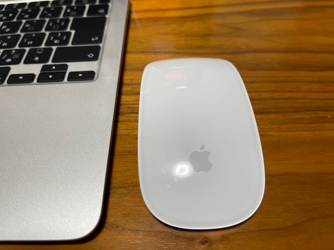 Apple M1チップ搭載13インチMacBookAir 8GB256GBSSD