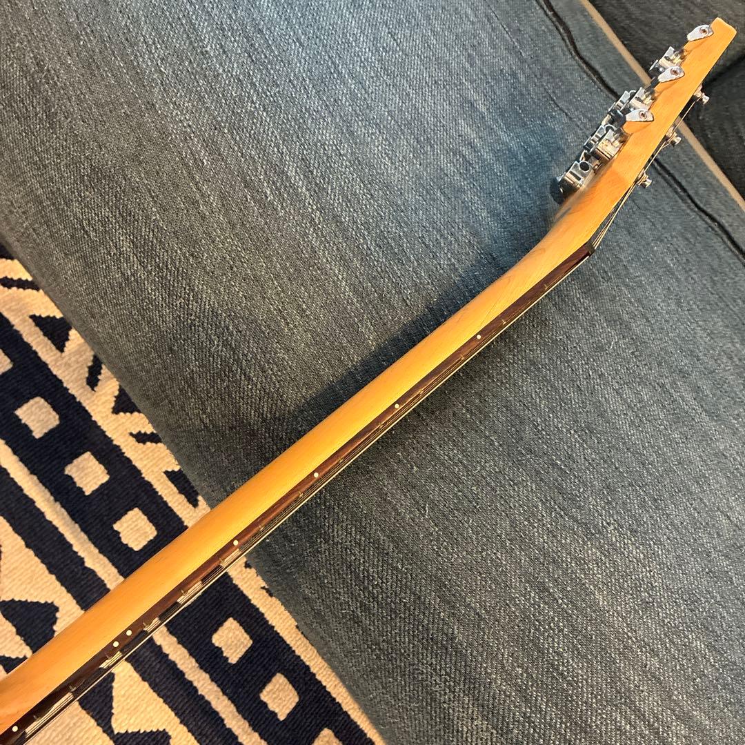 送料込み！　Burnyバーニー製　レスポールスタイル エレキギター