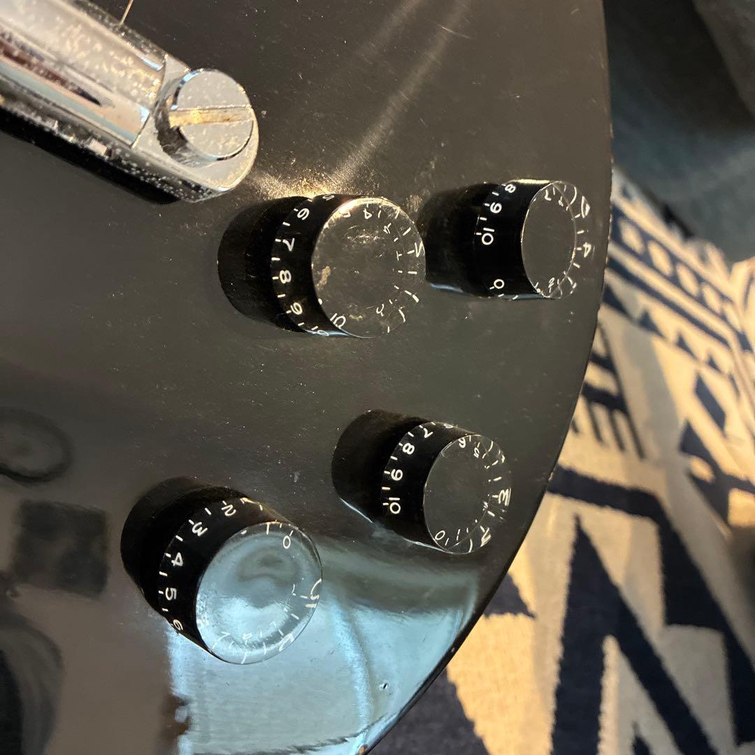 送料込み！　Burnyバーニー製　レスポールスタイル エレキギター