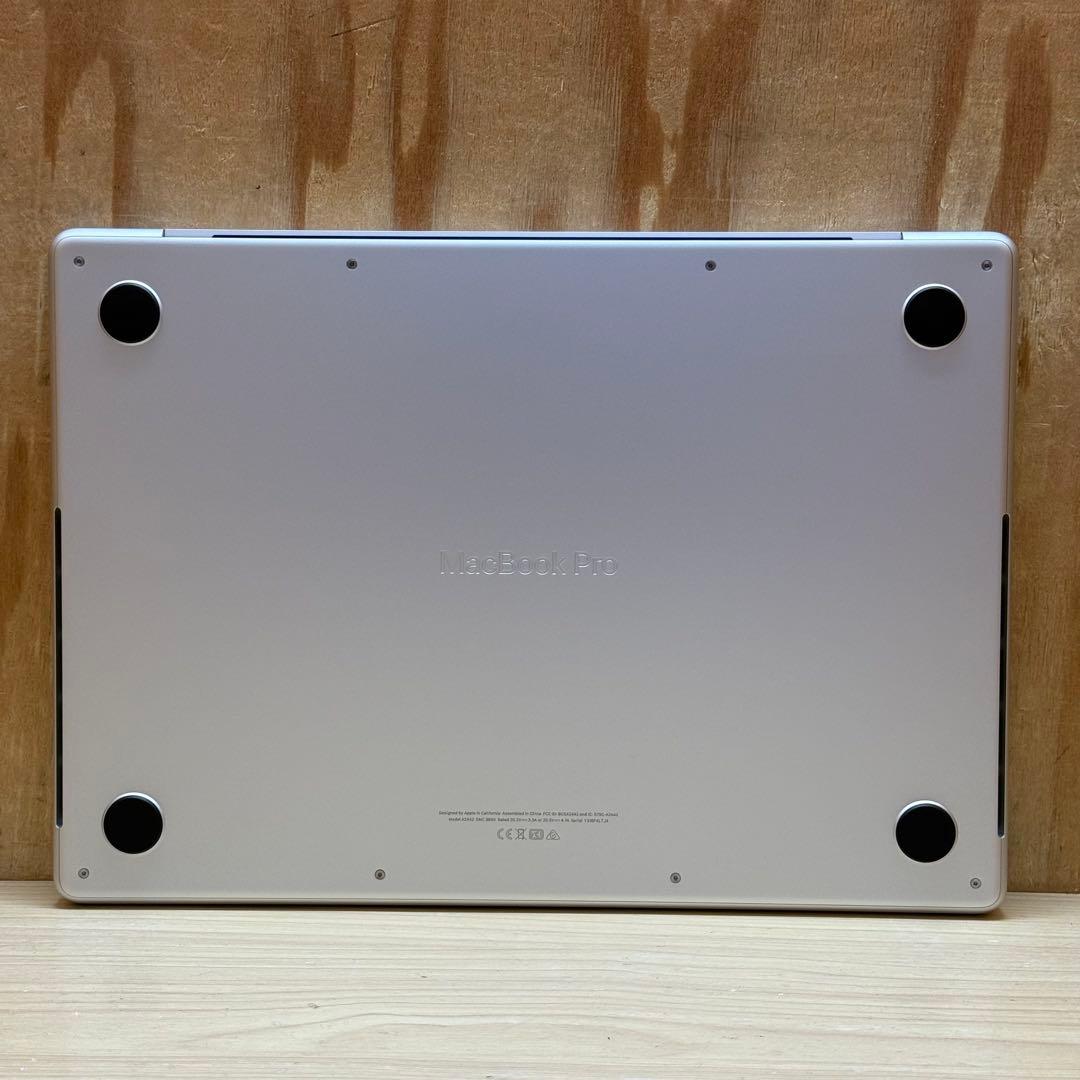 MacbookPro M1 Pro 2021 32GB SSD1TB充放電59回