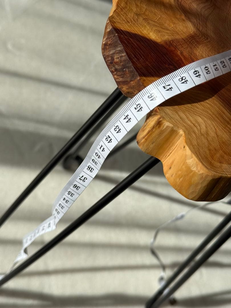 ミニ　コーヒーテーブル　サイドテーブル　天然木　一枚板(k009)一点もの