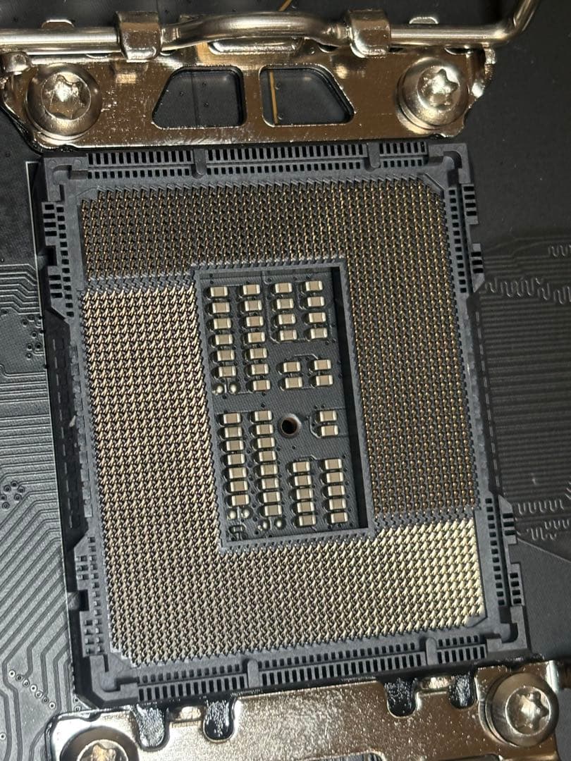 MSI MPG Z690 EDGE WIFI マザーボード ATX MB5602