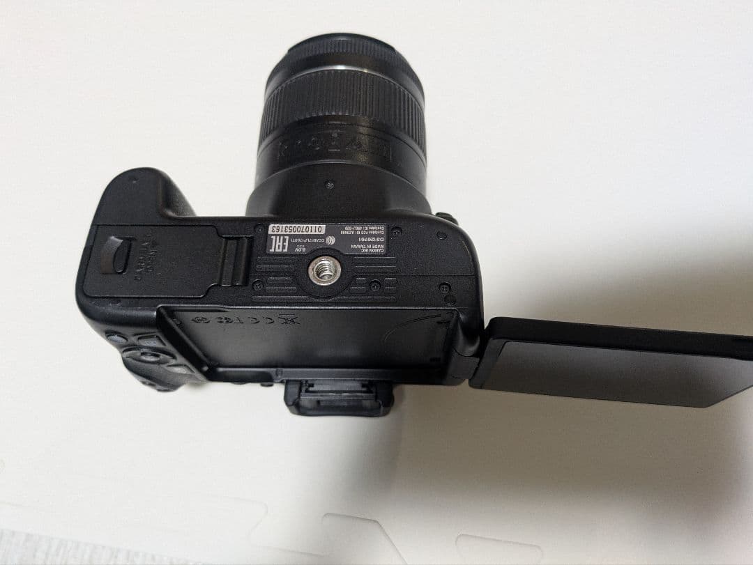 Canon EOS Kiss X10一眼レフ バッテリー2個 SDカード16GB