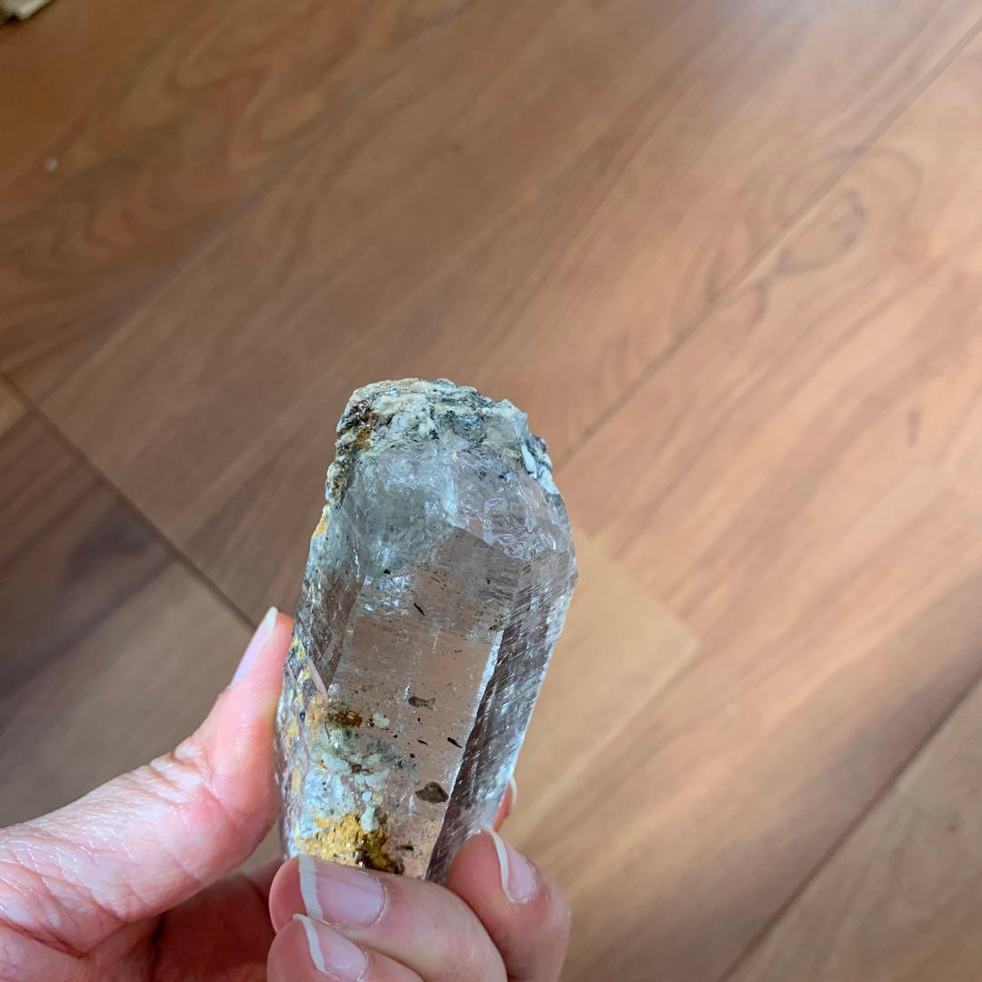 ヒマラヤ水晶　パキスタン　透明度最高レベル