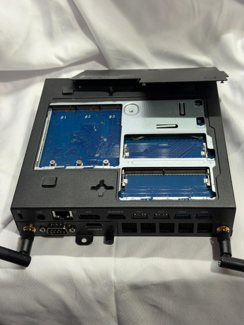 GMKTec NucBox K10 i9-13900HK ベアボーン